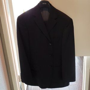 Hugo Boss Suit 38S, Waist 31